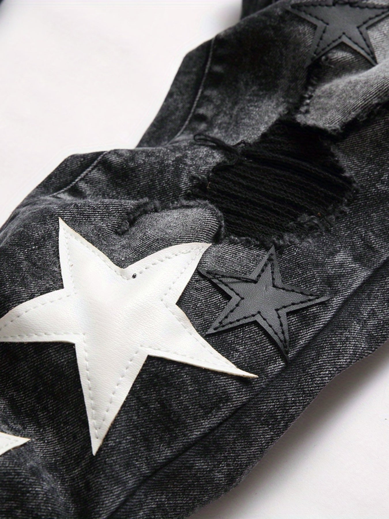 Distressed Star Pattern Skinny Jeans